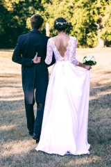 Robe de mariée fluide par atelier Sylvie Mispouillé