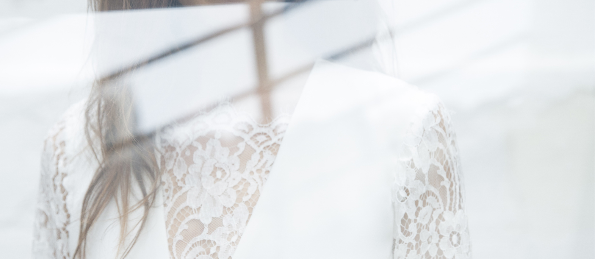 Boutique-Atelier Robe de mariée Toulouse en dentelle de calais